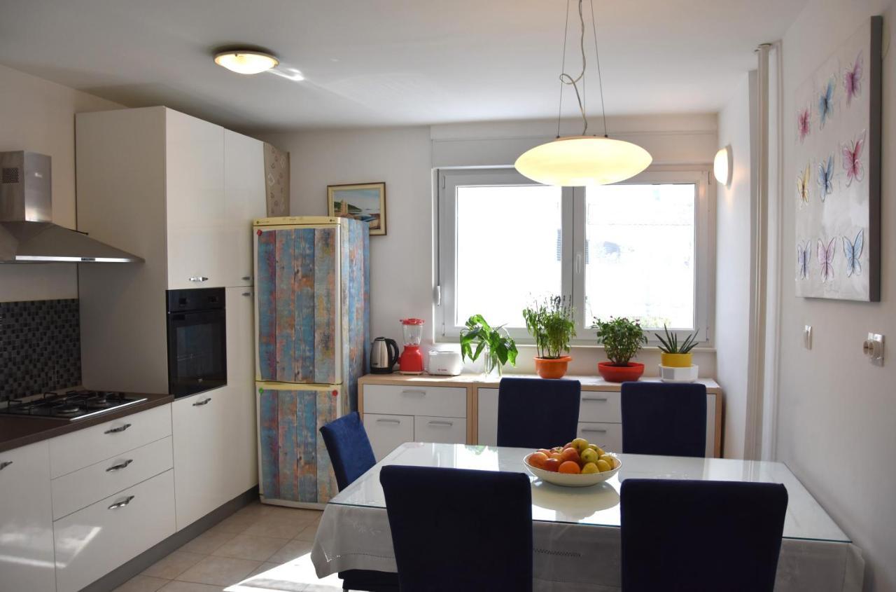 Apartment Bulimbasic สปลิท ภายนอก รูปภาพ